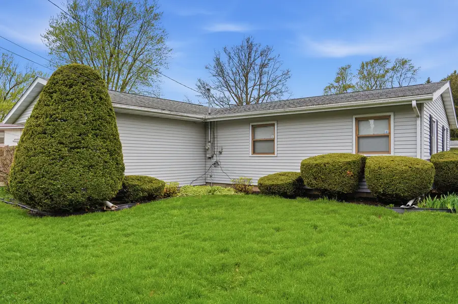 1201 Long Court, Sterling, IL 61081 - #3