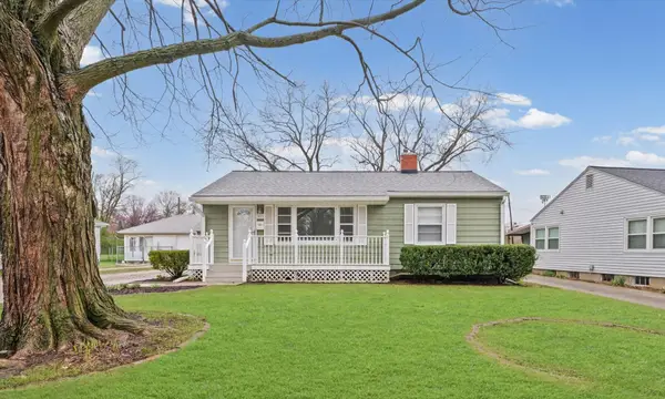 911 S New Street, Champaign, IL 61820