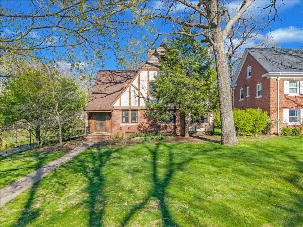 1726 27th Street, Moline, IL 61265