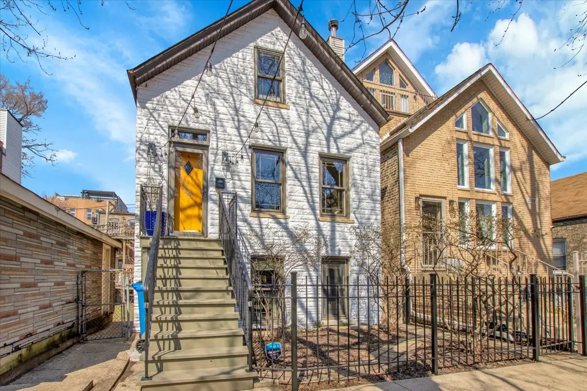 2030 W Shakespeare Avenue, Chicago, IL 60647 - #1