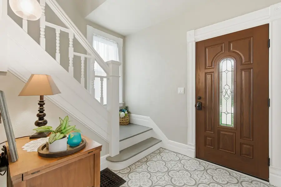 536 W Palace Row, Geneseo, IL 61254 - #3