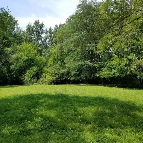 Address Withheld By Seller, Addison, IL 60101