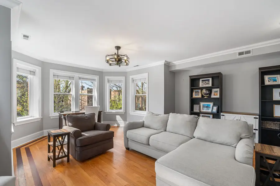 2016 W Farragut Avenue #3, Chicago, IL 60625 - #2