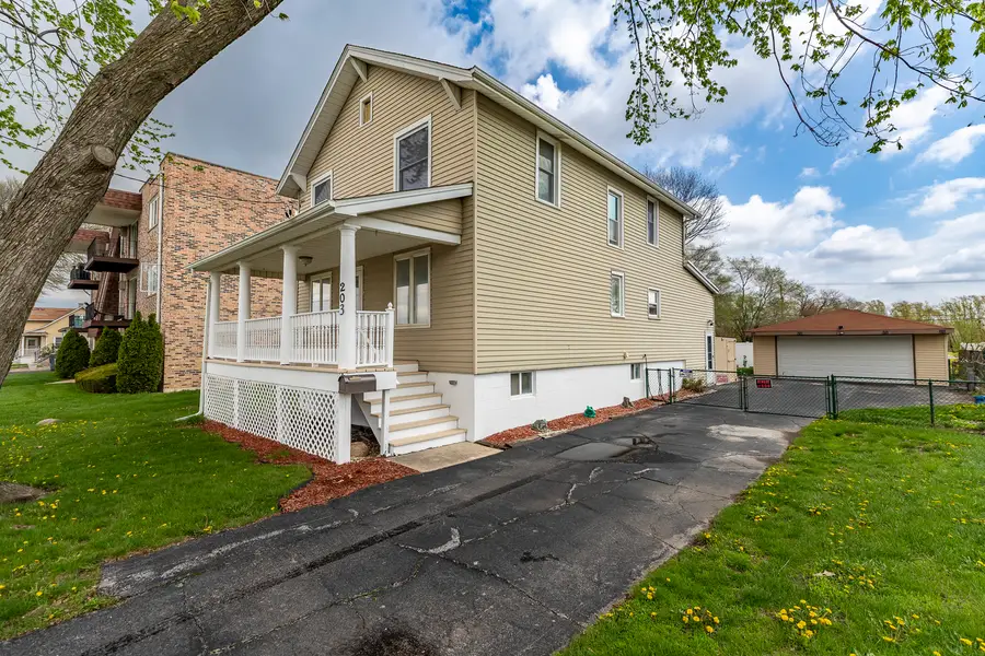 203 N Wolcott Street, Thornton, IL 60476 - #2