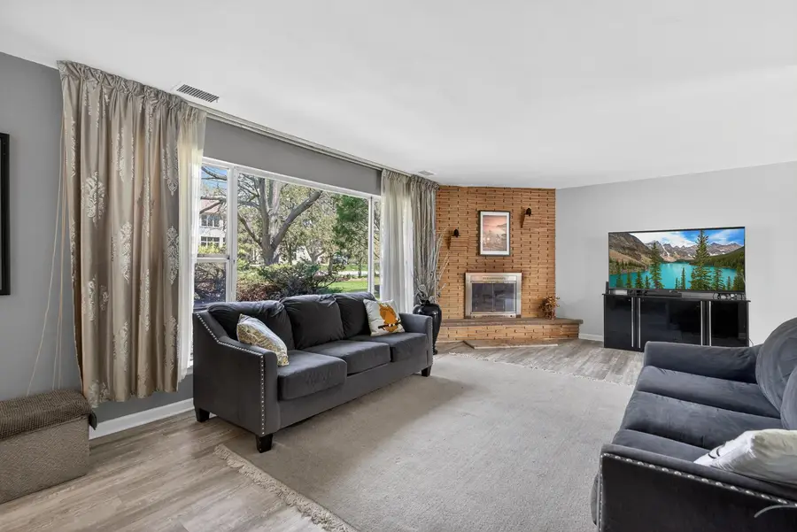 1931 Oakwood Road, Northbrook, IL 60062 - #3