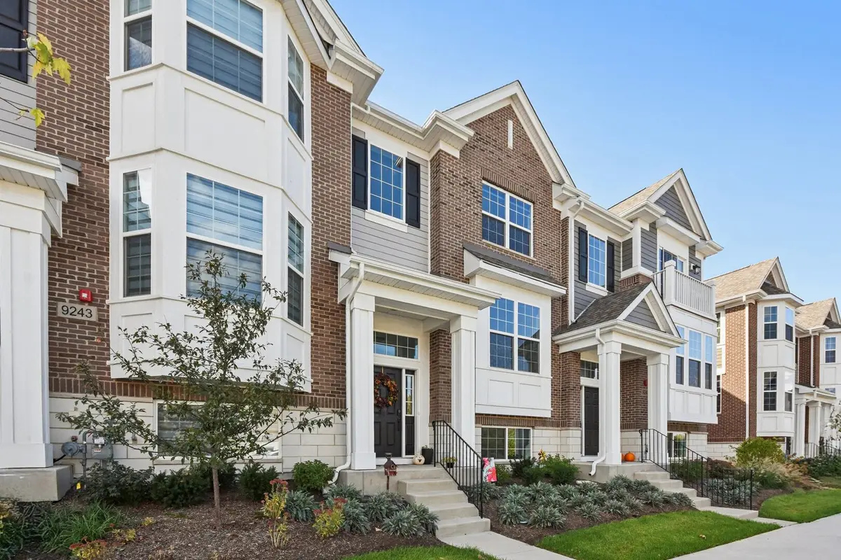 9245 Harlowe Lane, Orland Park, IL 60462 - #1