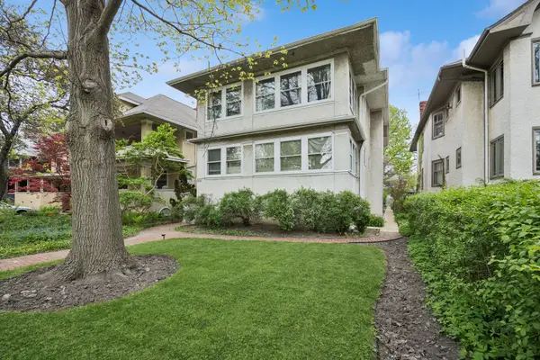 222 N Lombard Avenue, Oak Park, IL 60302