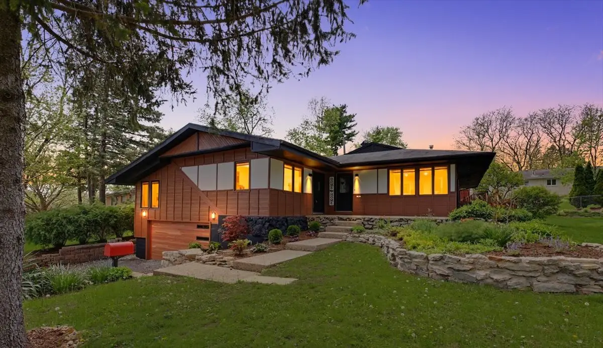 2 Walton Place, Normal, IL 61761 - #1