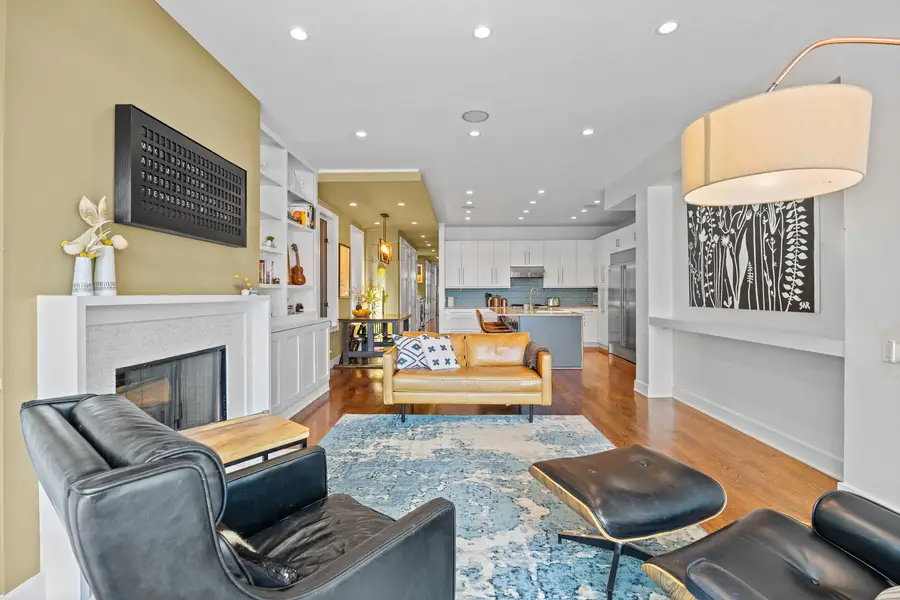 3321 N Sheffield Avenue #1, Chicago, IL 60657 - #3
