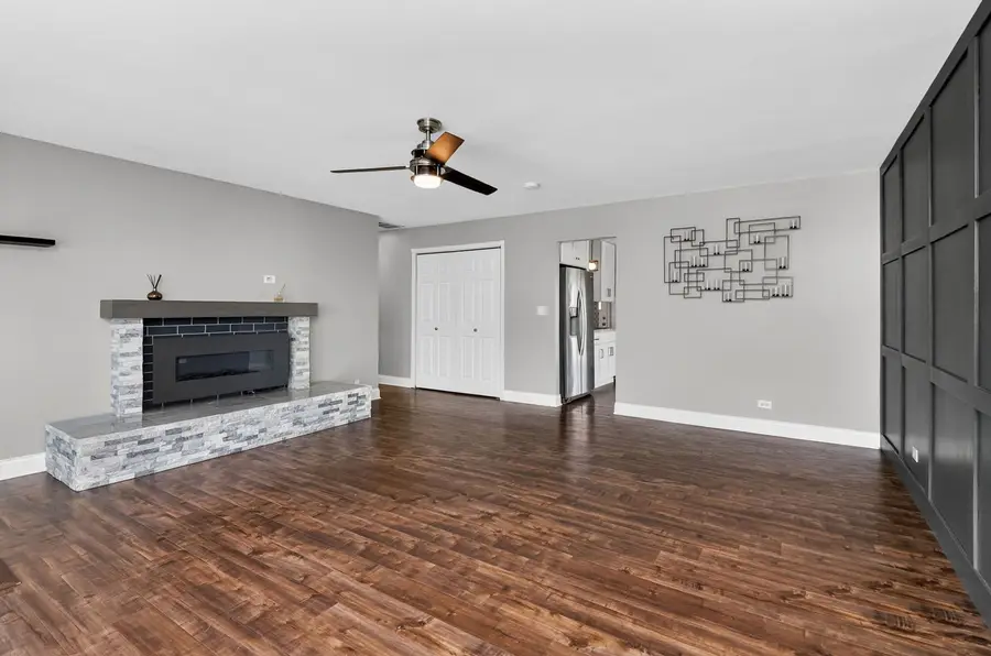 7662 Northway Drive, Hanover Park, IL 60133 - #3