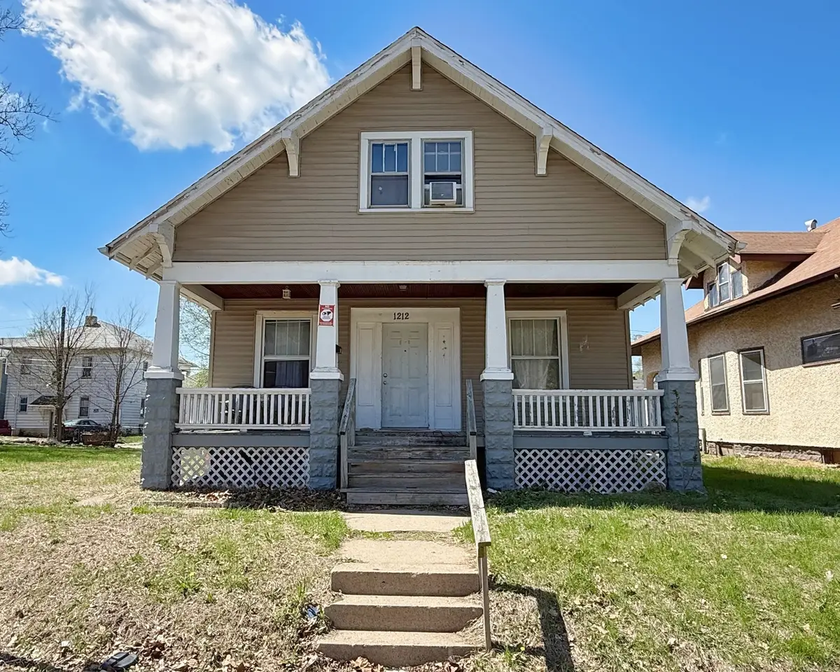 1212 Glenhurst Court, Rock Island, IL 61201 - #1