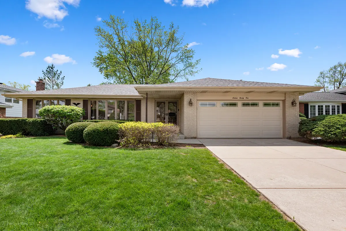 1621 Claremont Drive, Darien, IL 60561 - #1