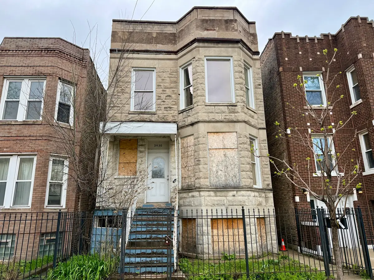 3430 W Flournoy Street, Chicago, IL 60624 - #1