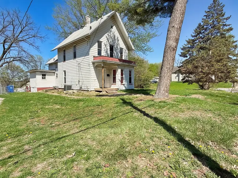 1155 12th Avenue, Moline, IL 61265 - #2