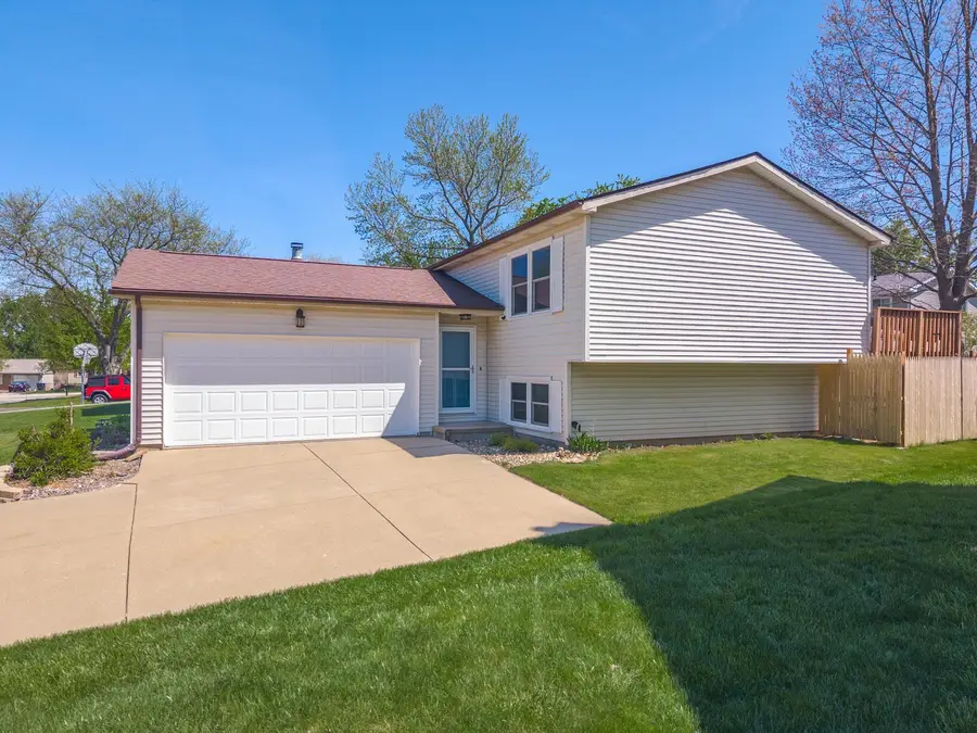 21 Cedar Court, Bloomington, IL 61701 - #2