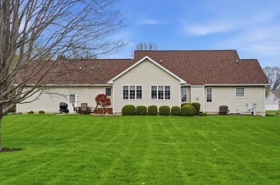 2608 E Hill Drive, Rock Falls, IL 61071 - #3