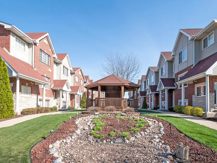 7204 W 83rd Street, Bridgeview, IL 60455 - #2