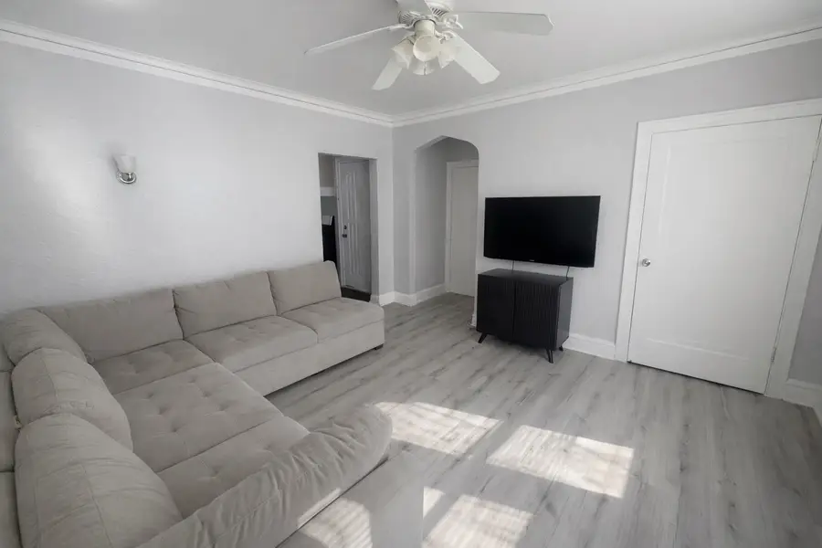 2859 N Kostner Avenue #1, Chicago, IL 60641 - #2