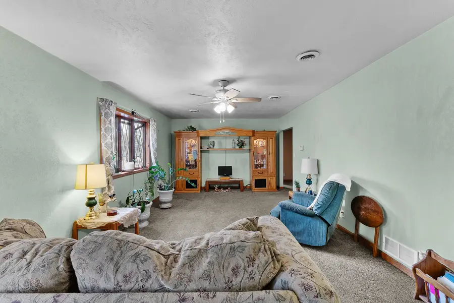 303 Jefferson Street, New Boston, IL 61272 - #3