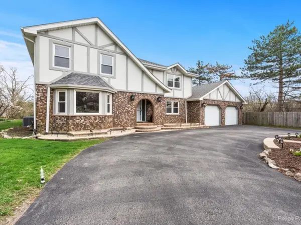 801 Waltz Court, Prospect Heights, IL 60070