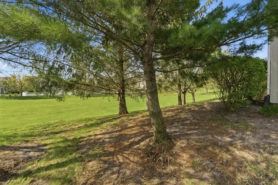 2255 Vanderbilt Drive #2255, Geneva, IL 60134 - #3