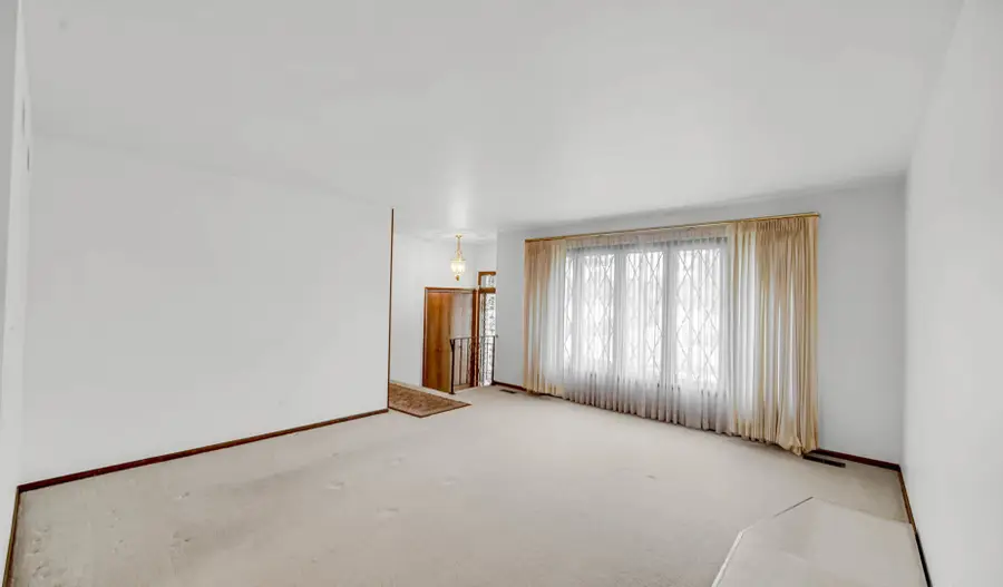15058 Naughton Drive, South Holland, IL 60473 - #3
