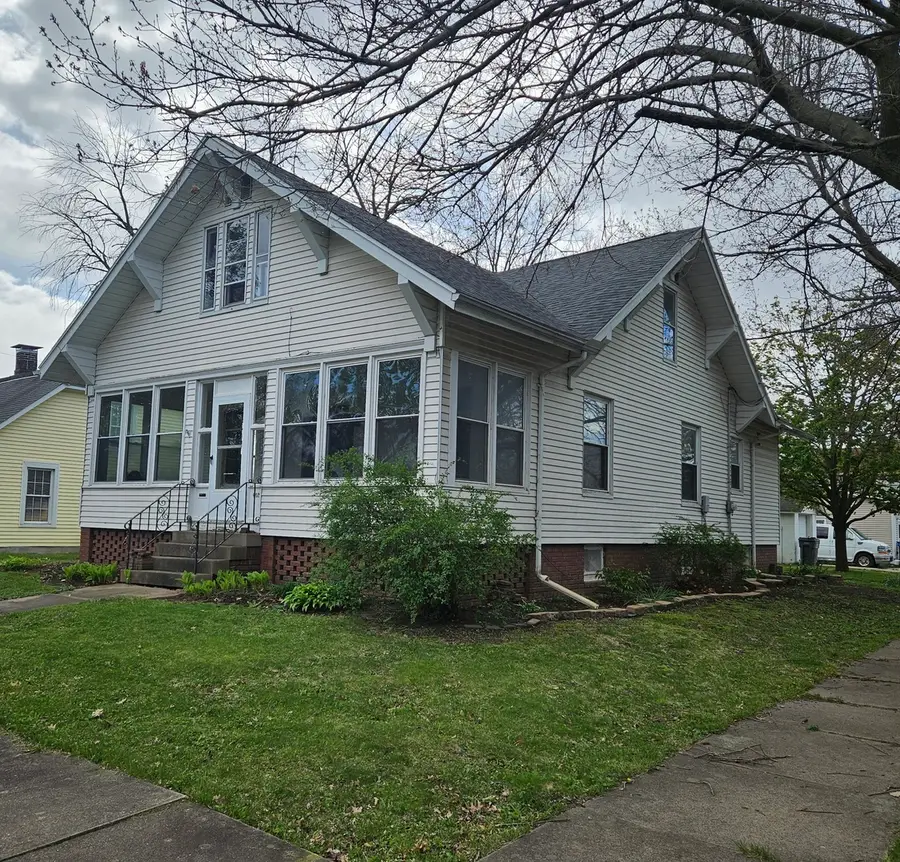 602 NE 2nd Street, Aledo, IL 61231 - #2