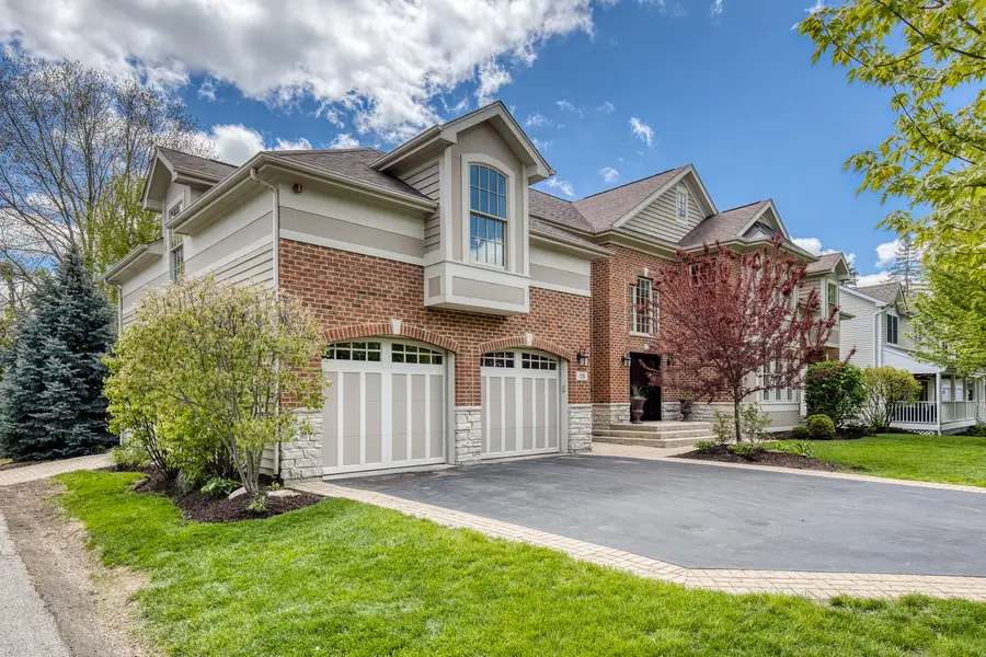 119 Roslyn Road, Barrington, IL 60010 - #2