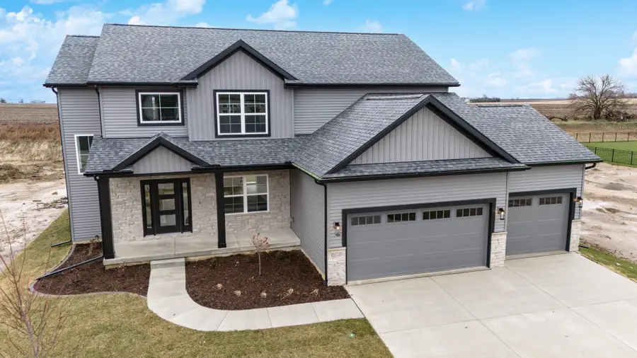 5008 Castlebar Drive, Bloomington, IL 61705 - #3