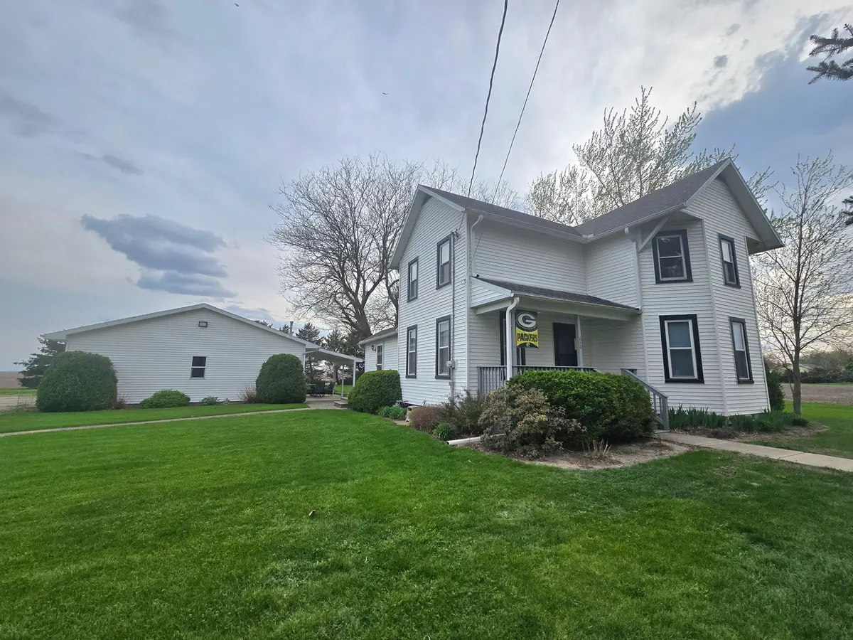 610 E Main Street, Ashkum, IL 60911 - #1