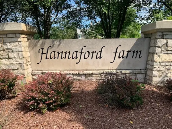 1084 Chestnut Hill Lane, Sugar Grove, IL 60554