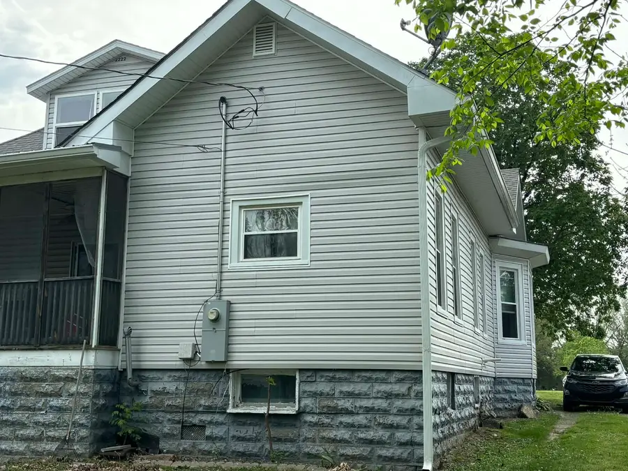 507 S Washington Street, McLeansboro, IL 62859 - #2