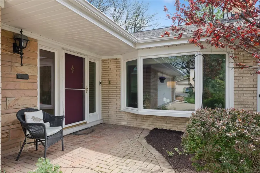 611 50th Place, Western Springs, IL 60558 - #2