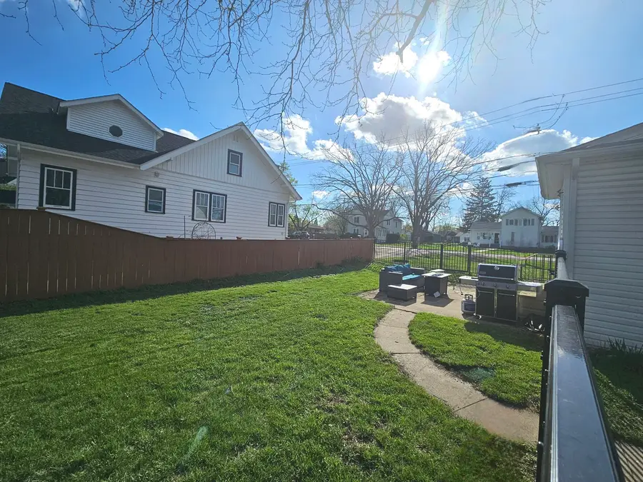 702 S Main Street, Yorkville, IL 60560 - #2