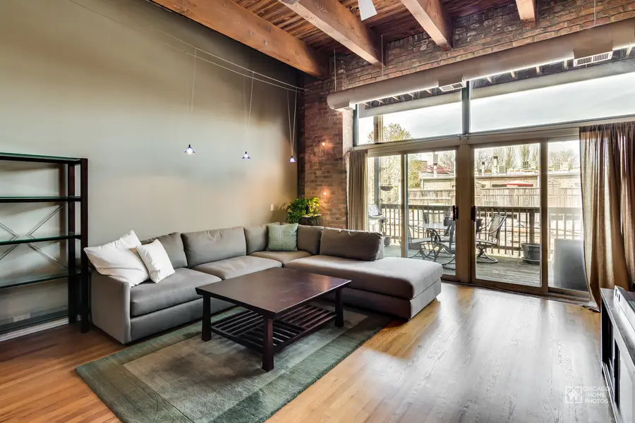 1122 W Newport Avenue #2H, Chicago, IL 60657 - #3