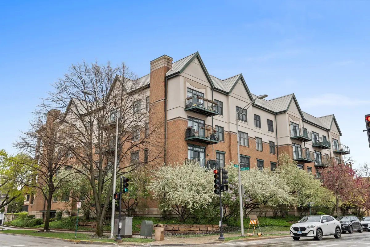 140 N Euclid Avenue #304, Oak Park, IL 60301 - #1