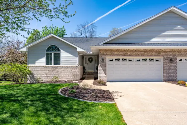 461 43rd Avenue Court #6, East Moline, IL 61244