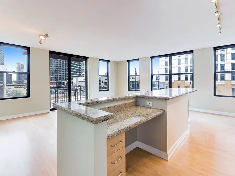 330 N Jefferson Street #409, Chicago, IL 60661 - #3