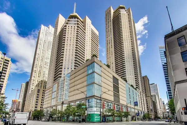 545 N Dearborn Street #1309, Chicago, IL 60654