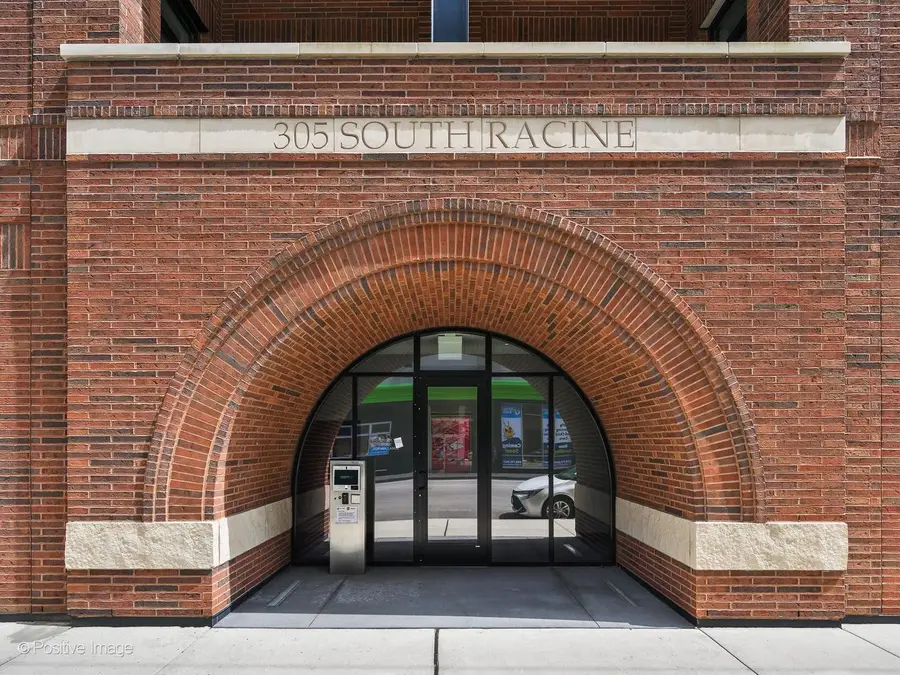 305 S Racine Avenue #2A, Chicago, IL 60607 - #2