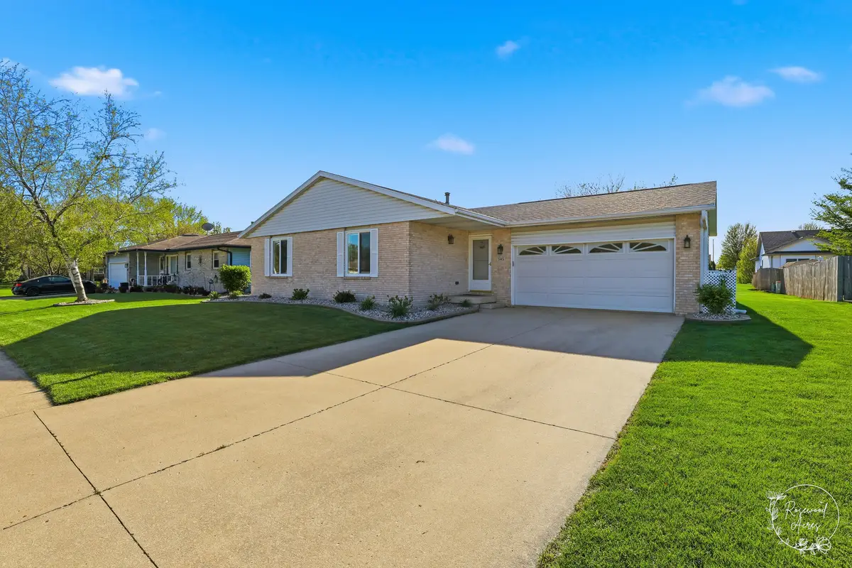 545 N Monroe Avenue, Bradley, IL 60915 - #1