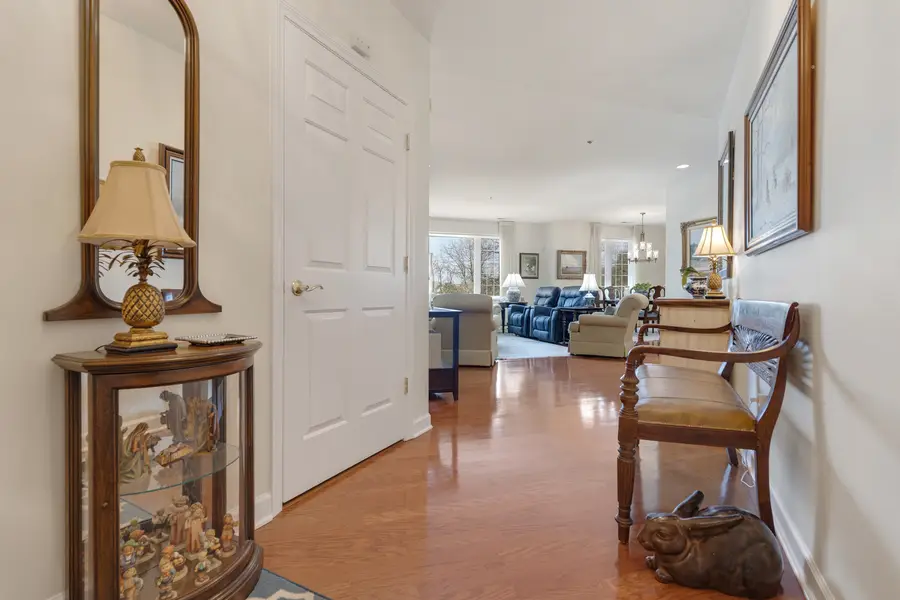 2640 Summit Drive #202, Glenview, IL 60025 - #3