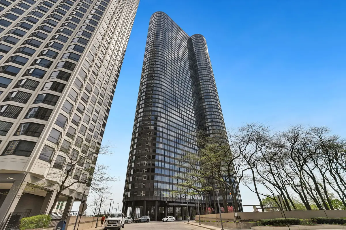 155 N Harbor Drive #4305, Chicago, IL 60601 - #1