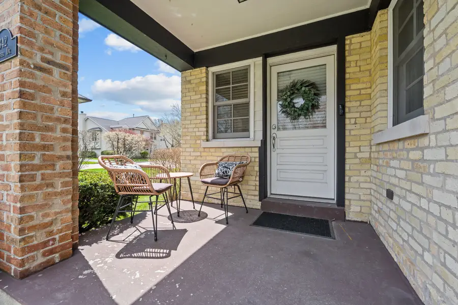 842 Lyster Road, Highwood, IL 60040 - #2
