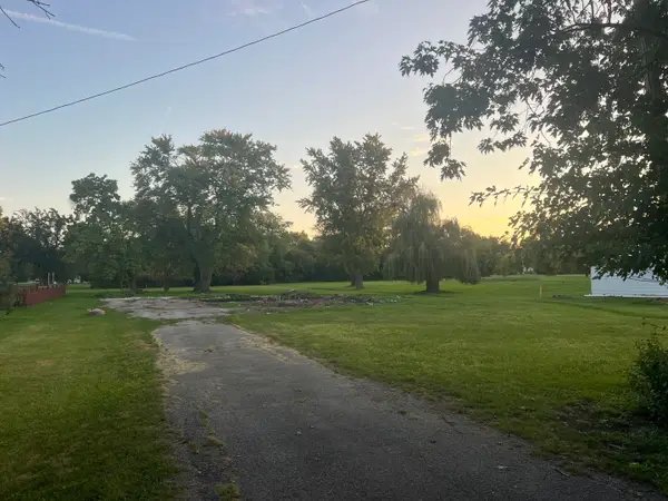 3533 Flossmoor Road, Homewood, IL 60430