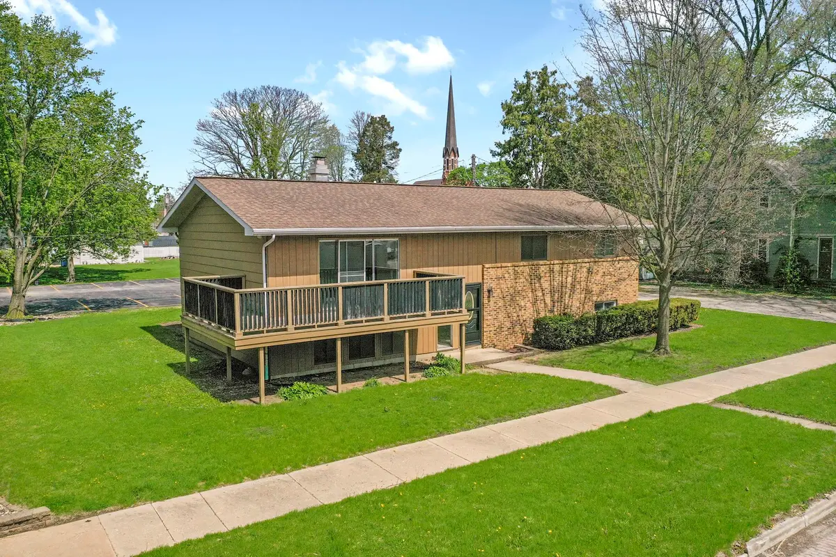 312 E 5th Street, Minonk, IL 61760 - #1
