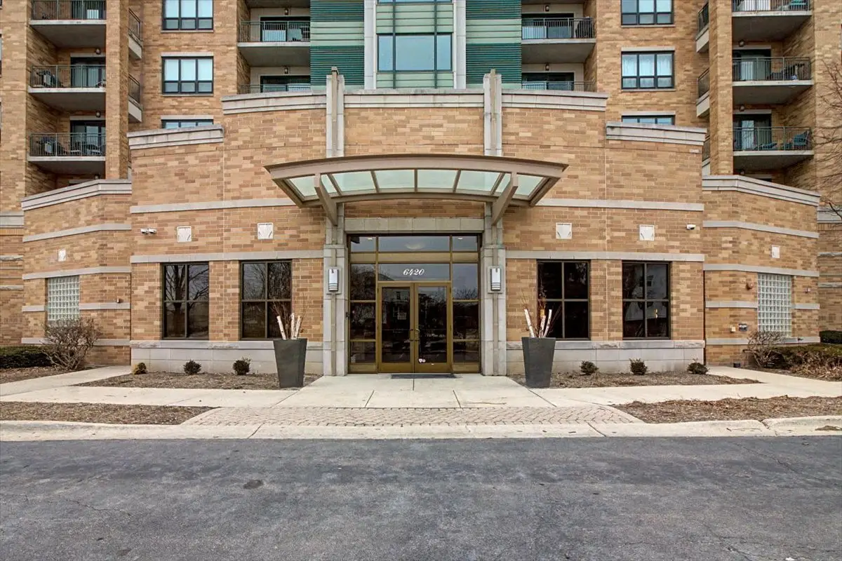 6420 Double Eagle Drive #801, Woodridge, IL 60517 - #1