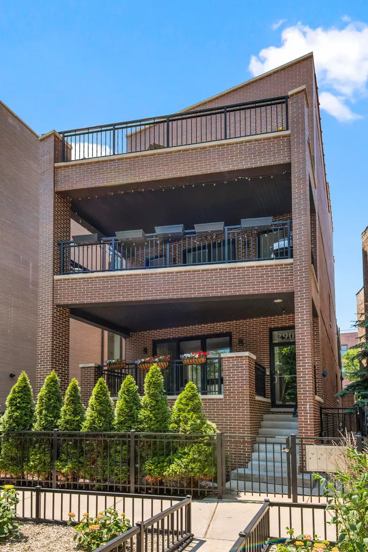 2908 N Burling Street #3, Chicago, IL 60657 - #1