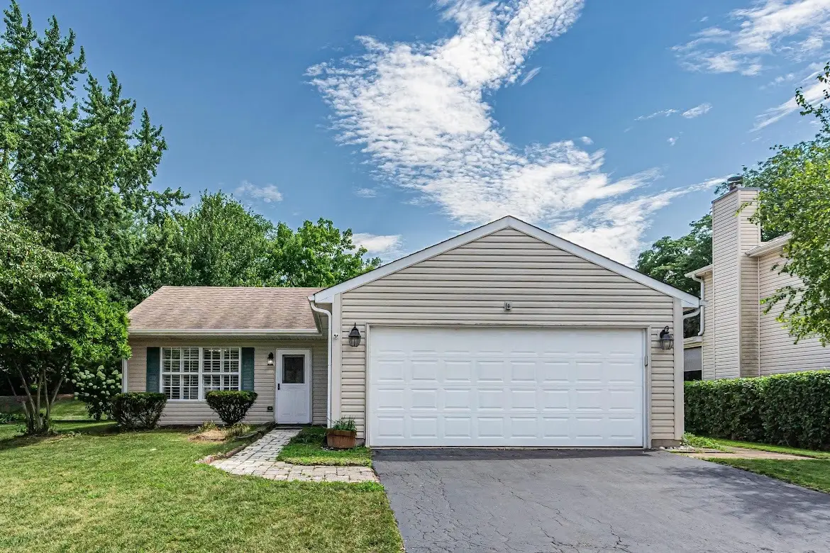 1438 Maple Ridge Court, Carol Stream, IL 60188 - #1