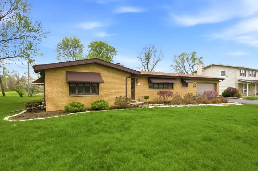 422 Miller Street, Beecher, IL 60401 - #2